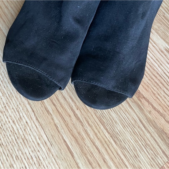 Guess women’s black peep toe heels size 7 - Picture 7 of 9